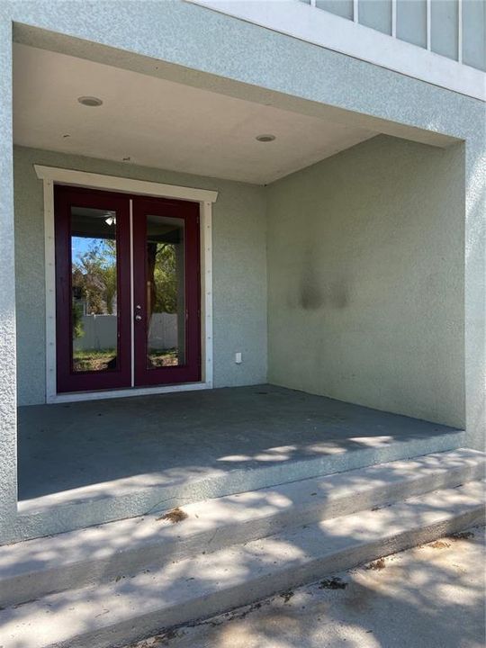 For Rent: $3,200 (3 beds, 2 baths, 1673 Square Feet)