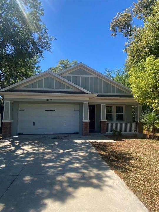 For Rent: $3,200 (3 beds, 2 baths, 1673 Square Feet)