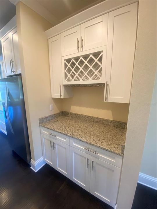For Rent: $3,200 (3 beds, 2 baths, 1673 Square Feet)