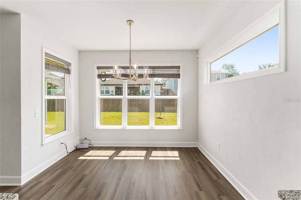 For Sale: $349,900 (4 beds, 2 baths, 1618 Square Feet)