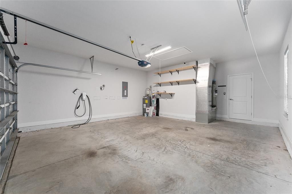 For Sale: $349,900 (4 beds, 2 baths, 1618 Square Feet)