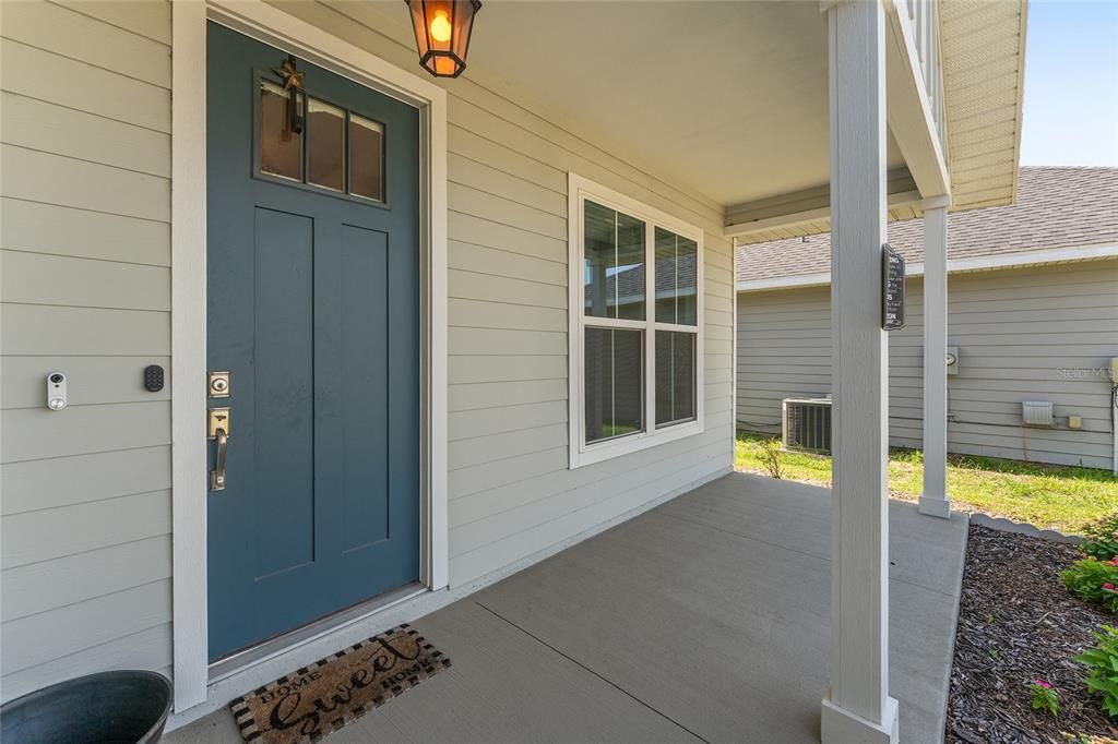 For Sale: $349,900 (4 beds, 2 baths, 1618 Square Feet)