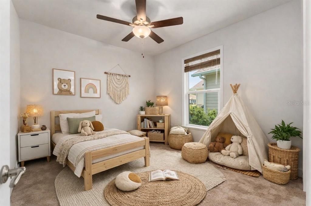 For Sale: $349,900 (4 beds, 2 baths, 1618 Square Feet)