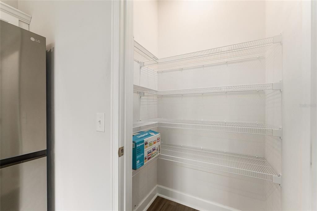 For Sale: $349,900 (4 beds, 2 baths, 1618 Square Feet)