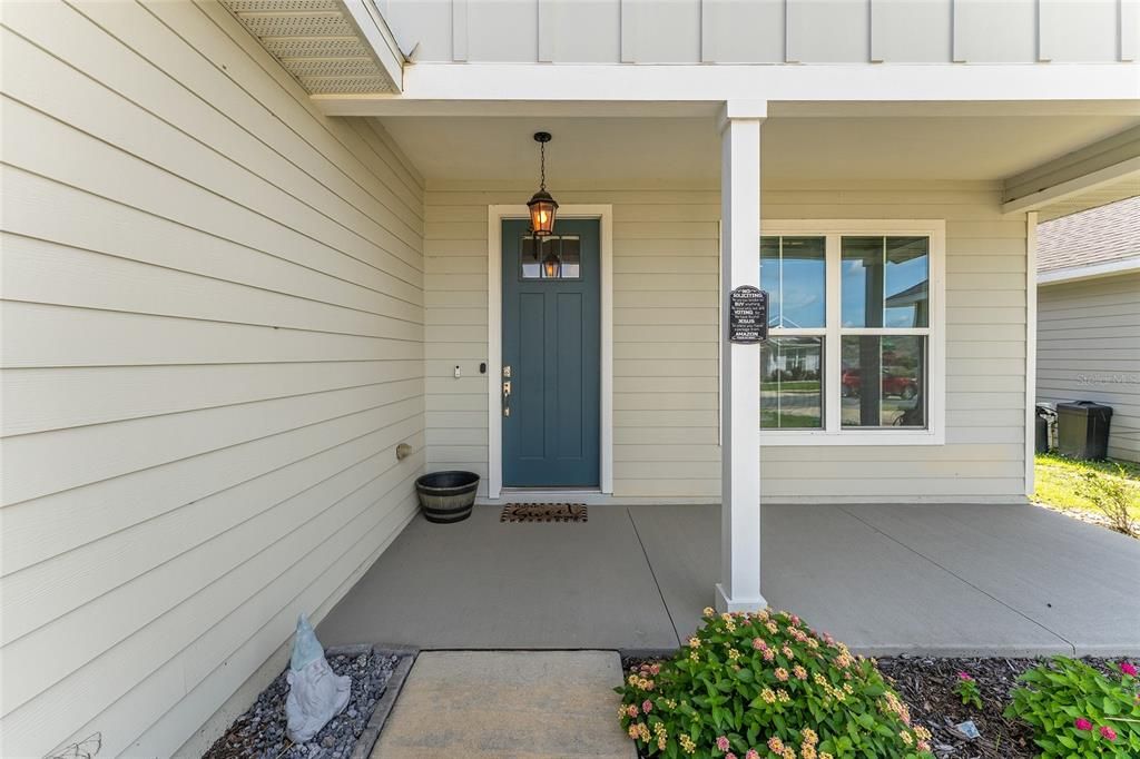 For Sale: $349,900 (4 beds, 2 baths, 1618 Square Feet)