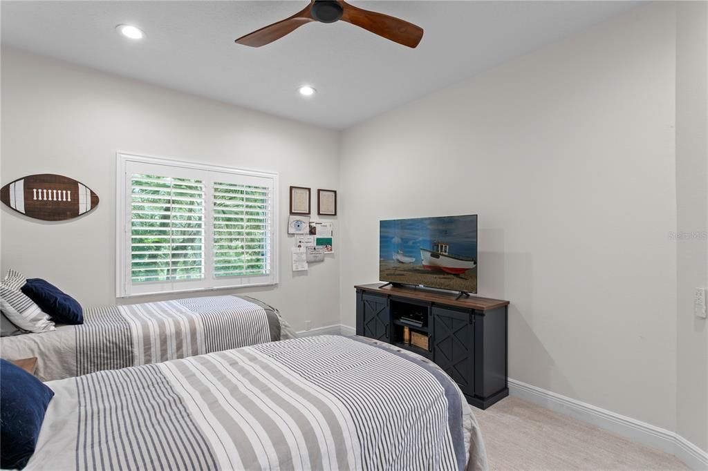 For Sale: $795,000 (4 beds, 3 baths, 2414 Square Feet)