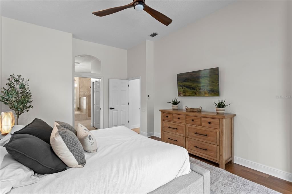For Sale: $795,000 (4 beds, 3 baths, 2414 Square Feet)