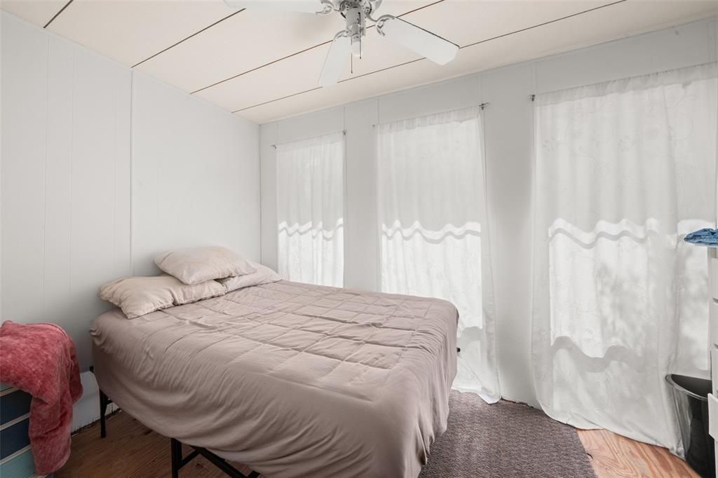 For Sale: $275,000 (2 beds, 2 baths, 672 Square Feet)