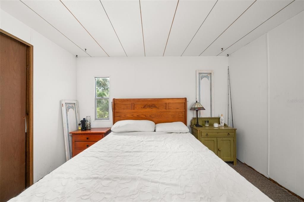 For Sale: $275,000 (2 beds, 2 baths, 672 Square Feet)