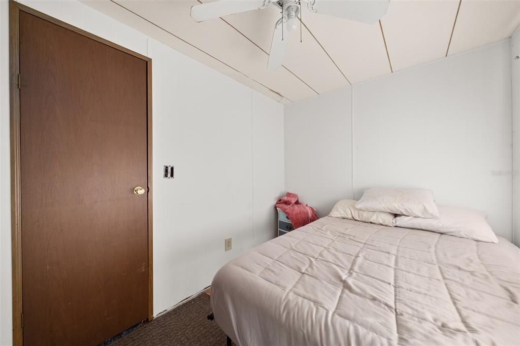 For Sale: $275,000 (2 beds, 2 baths, 672 Square Feet)