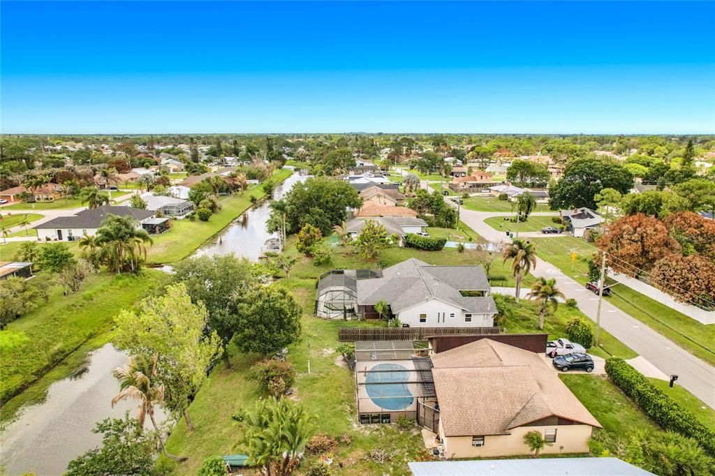 For Sale: $399,000 (3 beds, 2 baths, 1823 Square Feet)