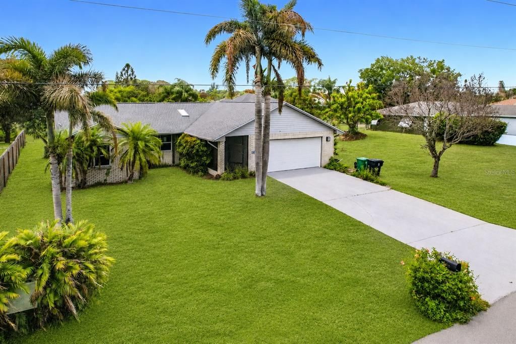 For Sale: $399,000 (3 beds, 2 baths, 1823 Square Feet)