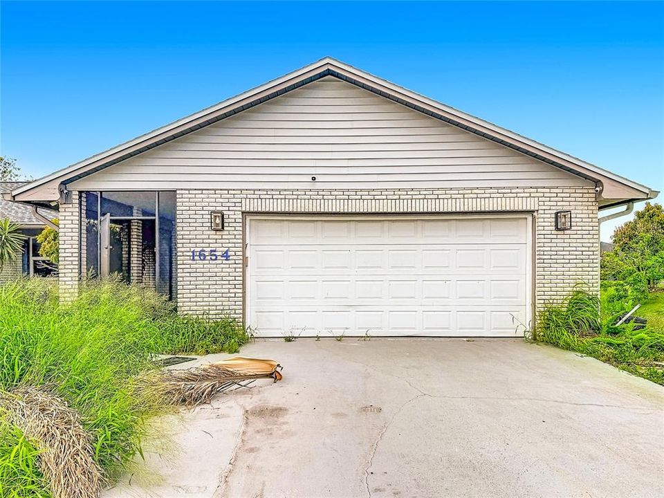For Sale: $399,000 (3 beds, 2 baths, 1823 Square Feet)