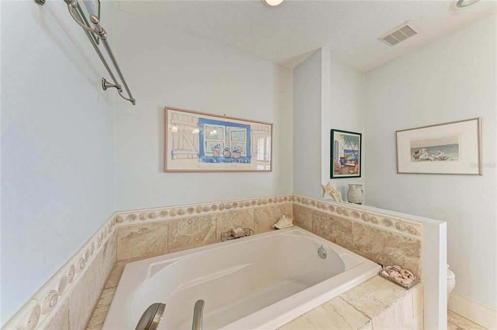 For Sale: $1,749,000 (4 beds, 3 baths, 2688 Square Feet)
