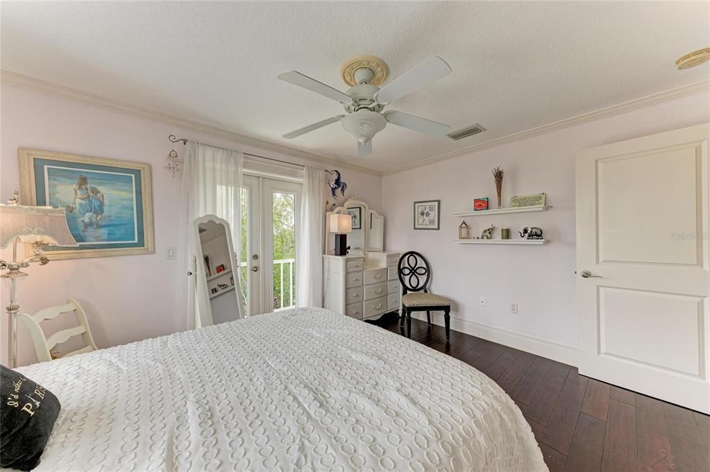 For Sale: $1,749,000 (4 beds, 3 baths, 2688 Square Feet)