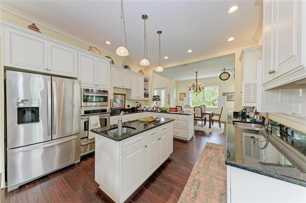For Sale: $1,749,000 (4 beds, 3 baths, 2688 Square Feet)