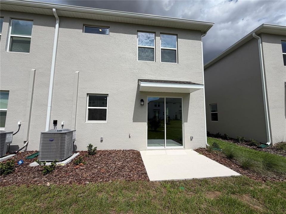 For Rent: $2,350 (3 beds, 2 baths, 1873 Square Feet)