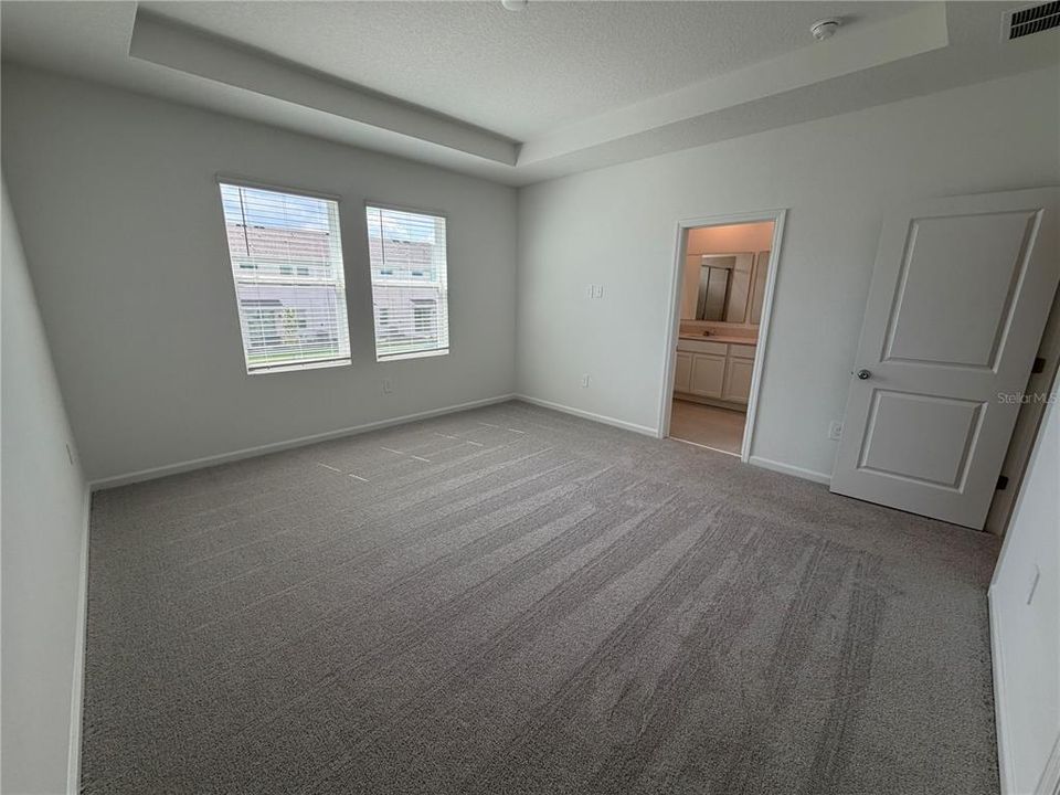 For Rent: $2,350 (3 beds, 2 baths, 1873 Square Feet)