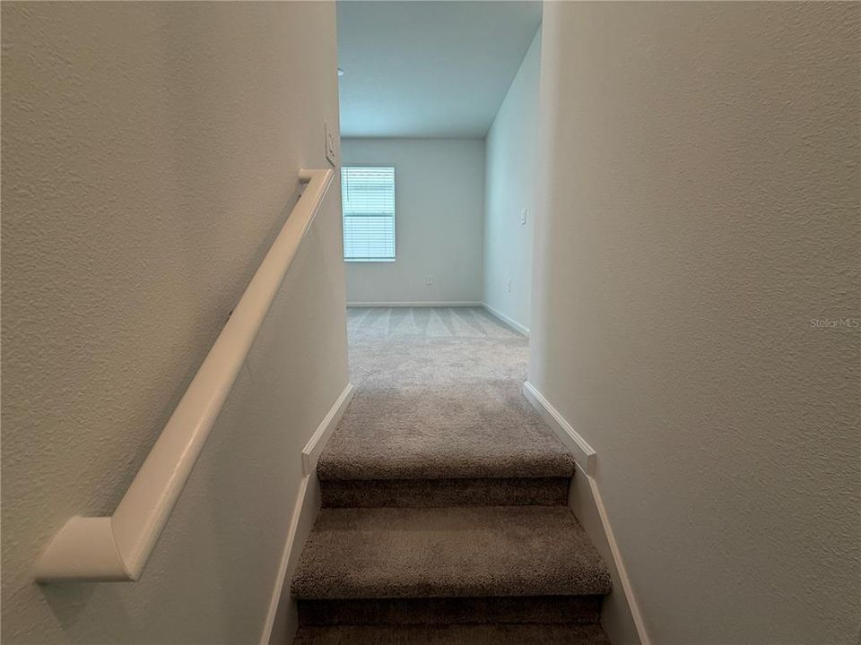 For Rent: $2,350 (3 beds, 2 baths, 1873 Square Feet)