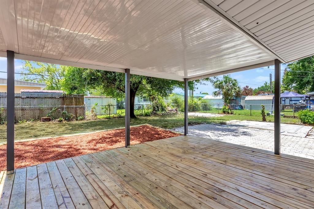 For Sale: $369,000 (3 beds, 2 baths, 1545 Square Feet)