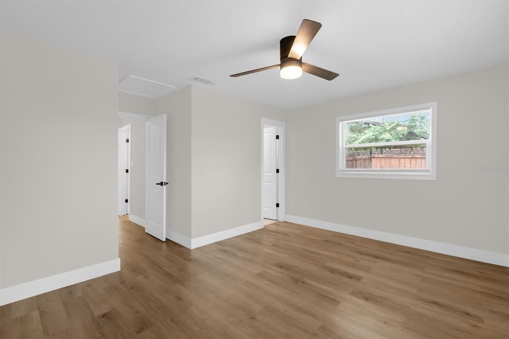 For Sale: $369,000 (3 beds, 2 baths, 1545 Square Feet)