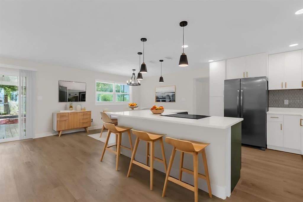 For Sale: $369,000 (3 beds, 2 baths, 1545 Square Feet)