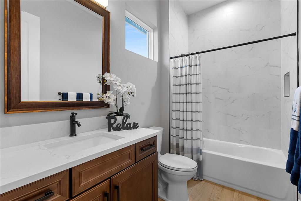 For Sale: $1,800,000 (6 beds, 4 baths, 3770 Square Feet)