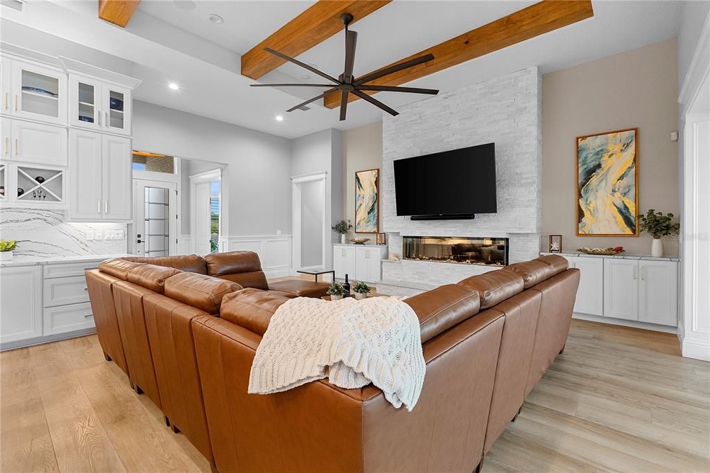 For Sale: $1,800,000 (6 beds, 4 baths, 3770 Square Feet)