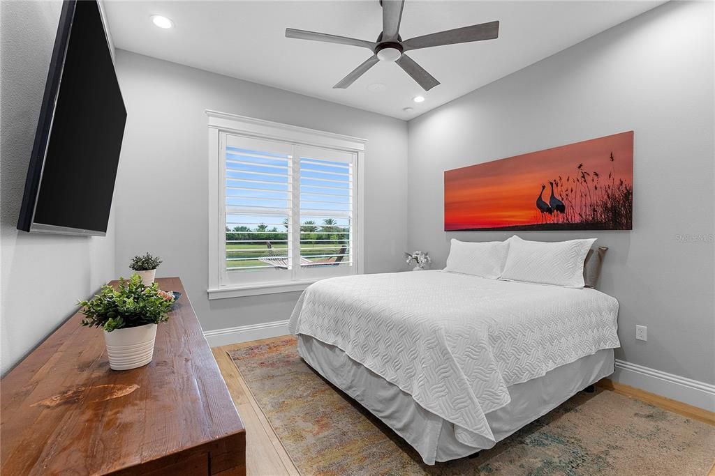For Sale: $1,800,000 (6 beds, 4 baths, 3770 Square Feet)
