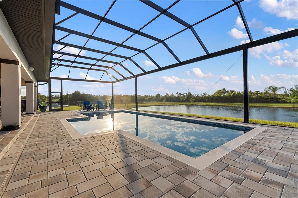For Sale: $1,800,000 (6 beds, 4 baths, 3770 Square Feet)