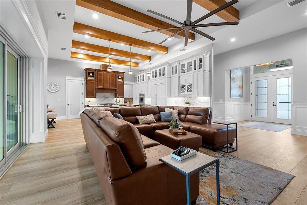 For Sale: $1,800,000 (6 beds, 4 baths, 3770 Square Feet)