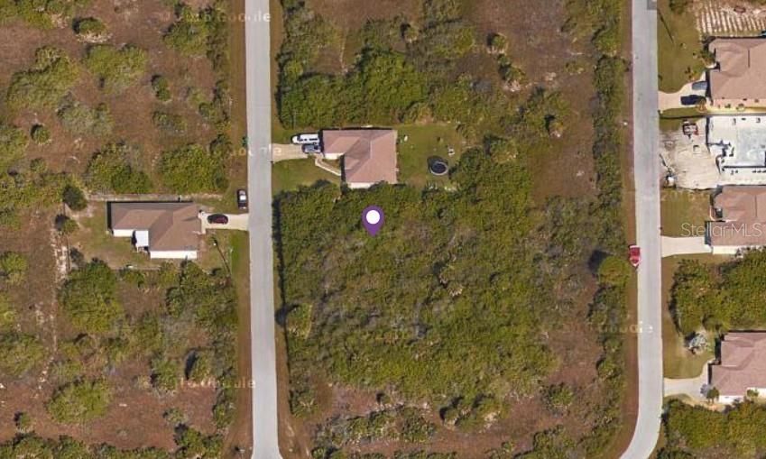 待售: $22,900 (0.24 acres)