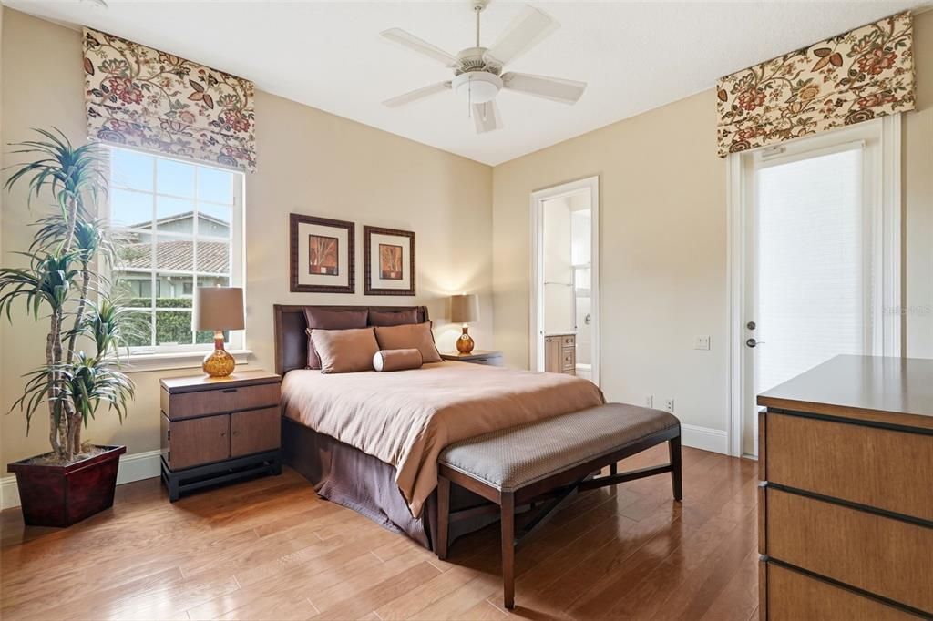 For Sale: $2,050,000 (5 beds, 6 baths, 8164 Square Feet)