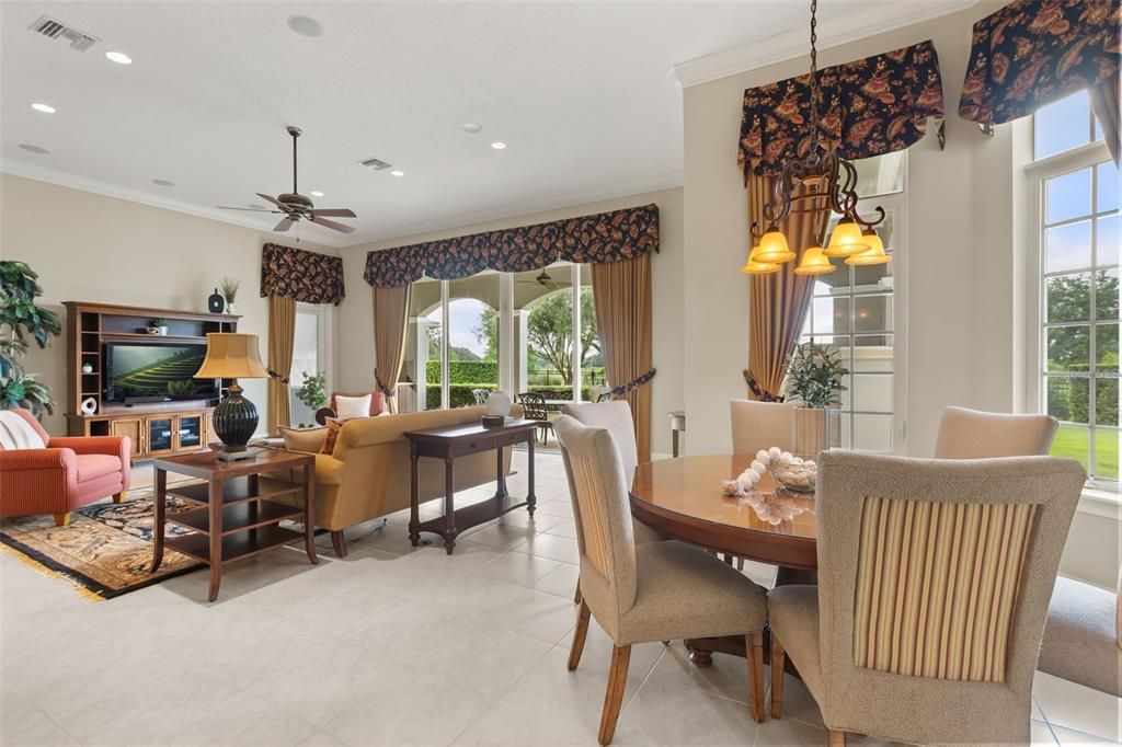 For Sale: $2,050,000 (5 beds, 6 baths, 8164 Square Feet)