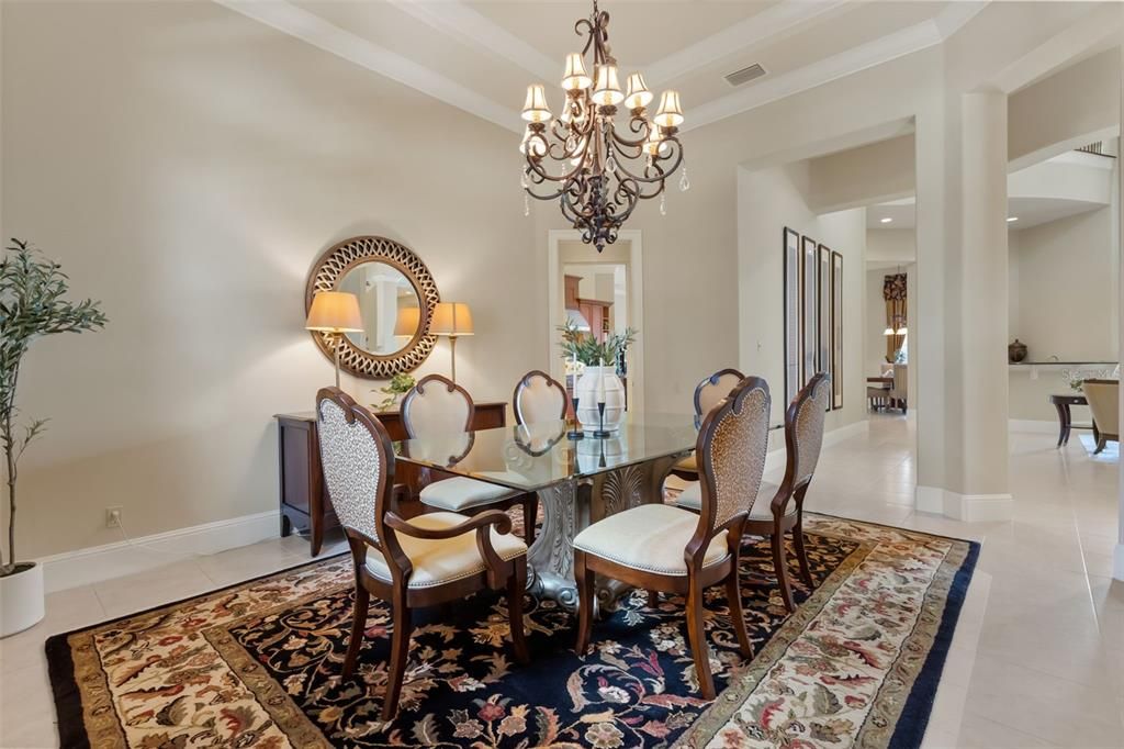 For Sale: $2,050,000 (5 beds, 6 baths, 8164 Square Feet)
