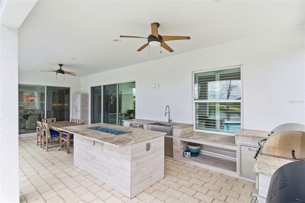 For Sale: $1,250,000 (5 beds, 4 baths, 4069 Square Feet)