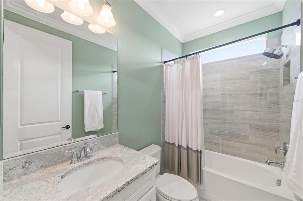 For Sale: $1,250,000 (5 beds, 4 baths, 4069 Square Feet)