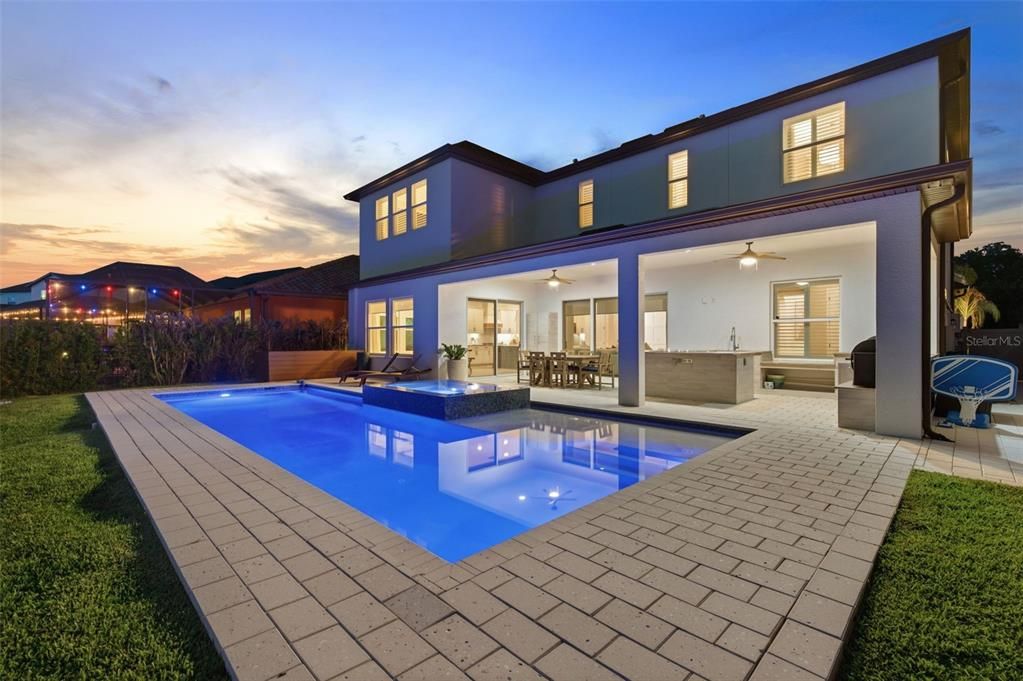 For Sale: $1,250,000 (5 beds, 4 baths, 4069 Square Feet)