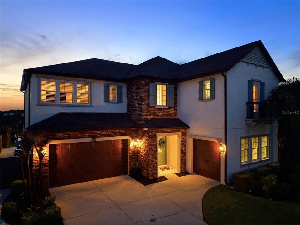 For Sale: $1,250,000 (5 beds, 4 baths, 4069 Square Feet)