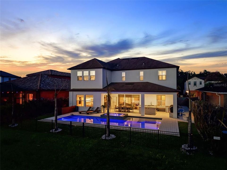 For Sale: $1,250,000 (5 beds, 4 baths, 4069 Square Feet)