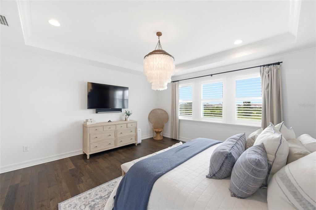 For Sale: $1,250,000 (5 beds, 4 baths, 4069 Square Feet)