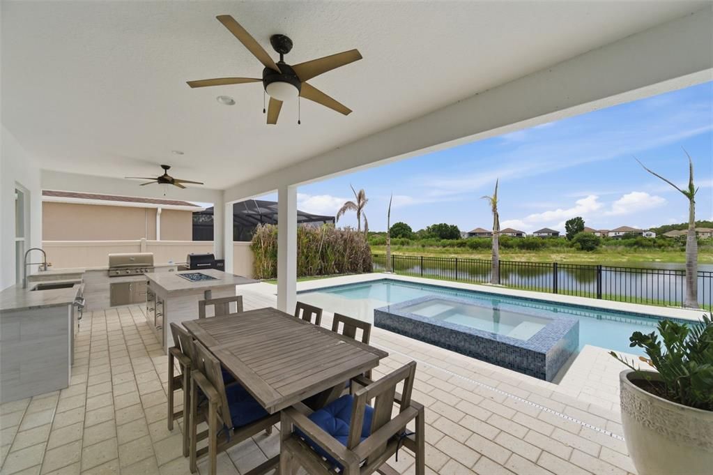 For Sale: $1,250,000 (5 beds, 4 baths, 4069 Square Feet)