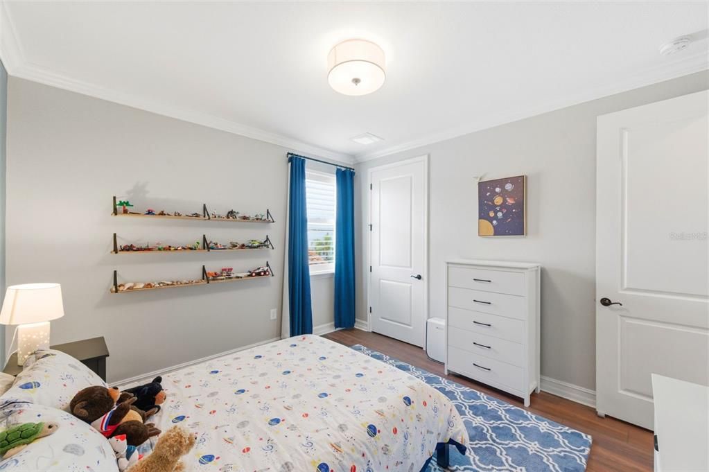 For Sale: $1,250,000 (5 beds, 4 baths, 4069 Square Feet)