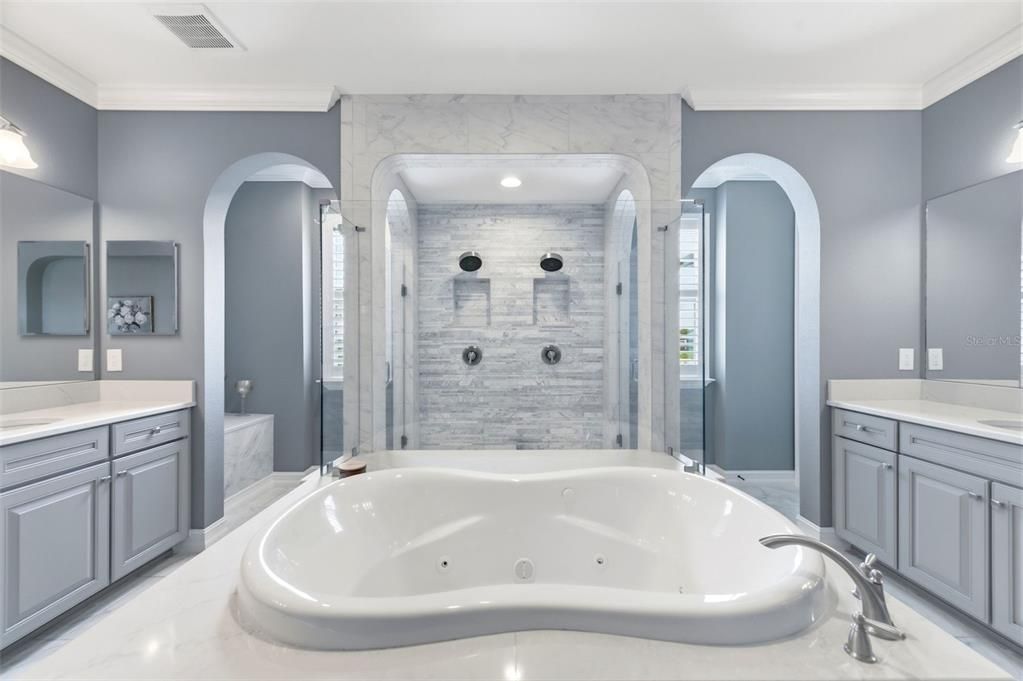 For Sale: $1,250,000 (5 beds, 4 baths, 4069 Square Feet)