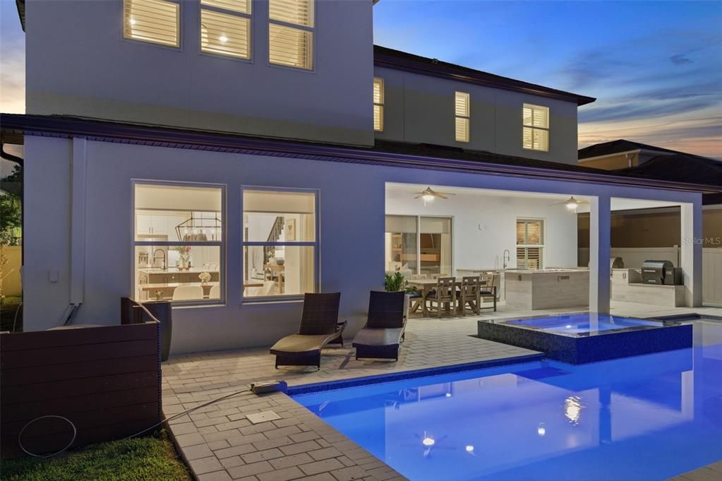 For Sale: $1,250,000 (5 beds, 4 baths, 4069 Square Feet)