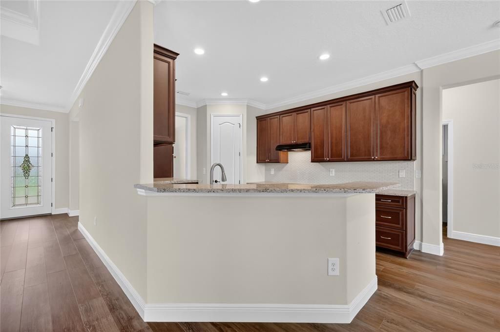 Active With Contract: $885,000 (4 beds, 3 baths, 2412 Square Feet)