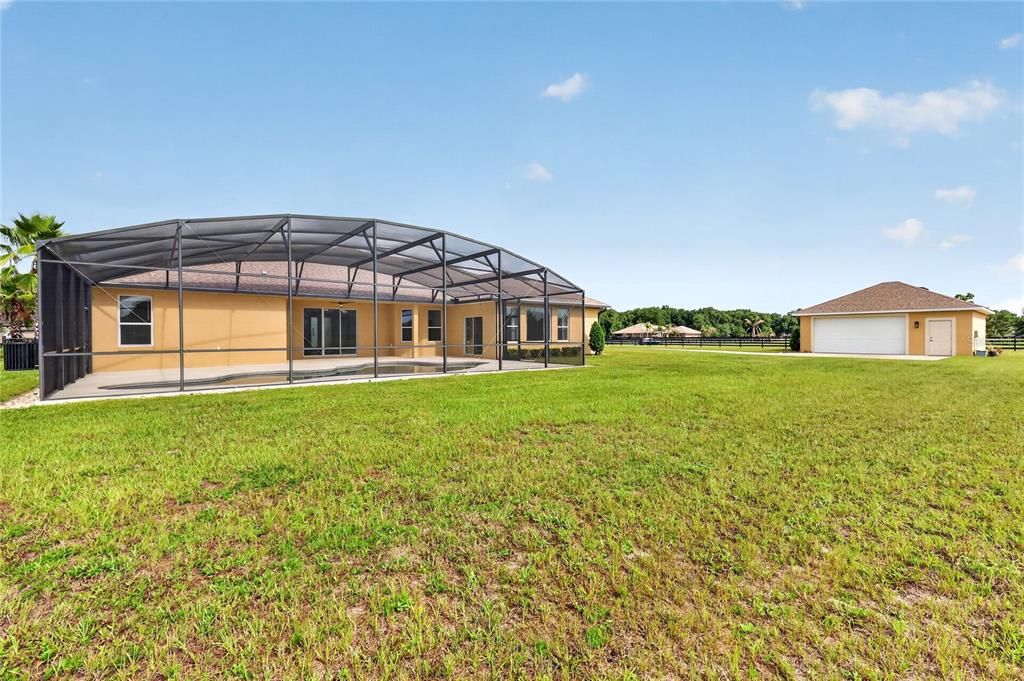 Active With Contract: $885,000 (4 beds, 3 baths, 2412 Square Feet)