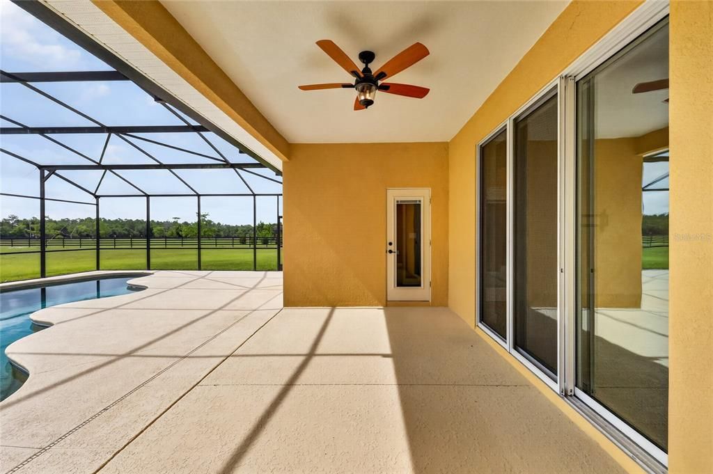 Active With Contract: $885,000 (4 beds, 3 baths, 2412 Square Feet)