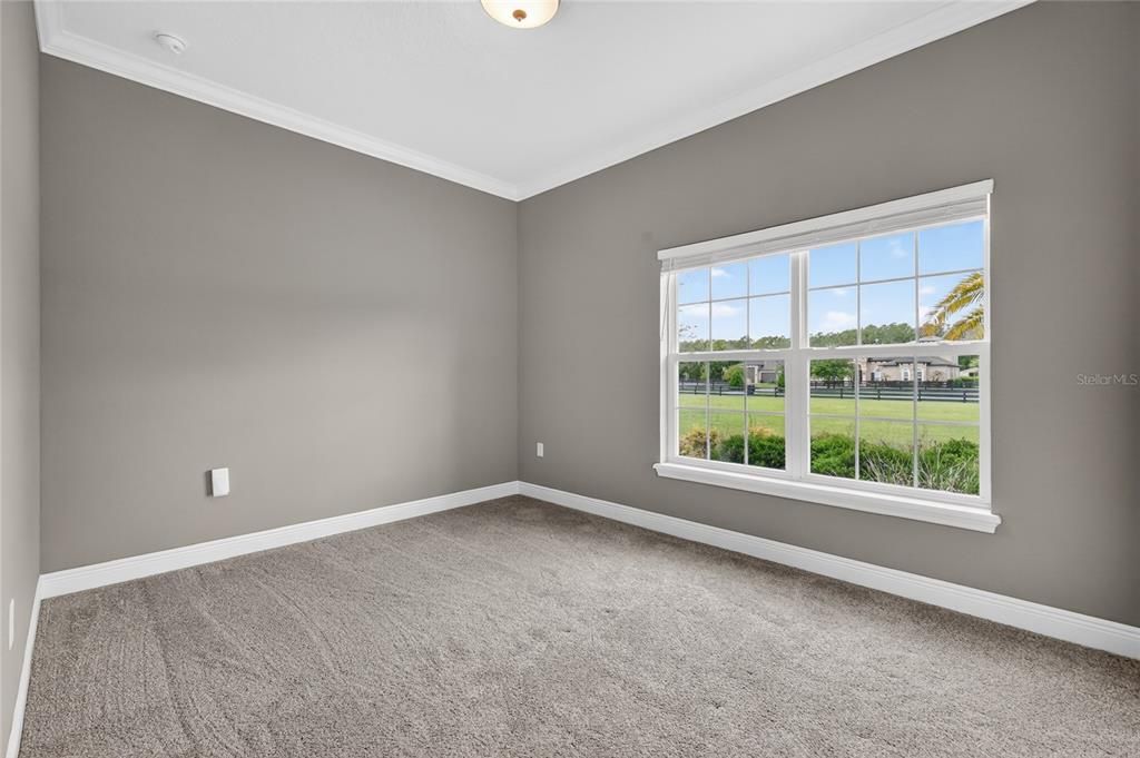Active With Contract: $885,000 (4 beds, 3 baths, 2412 Square Feet)