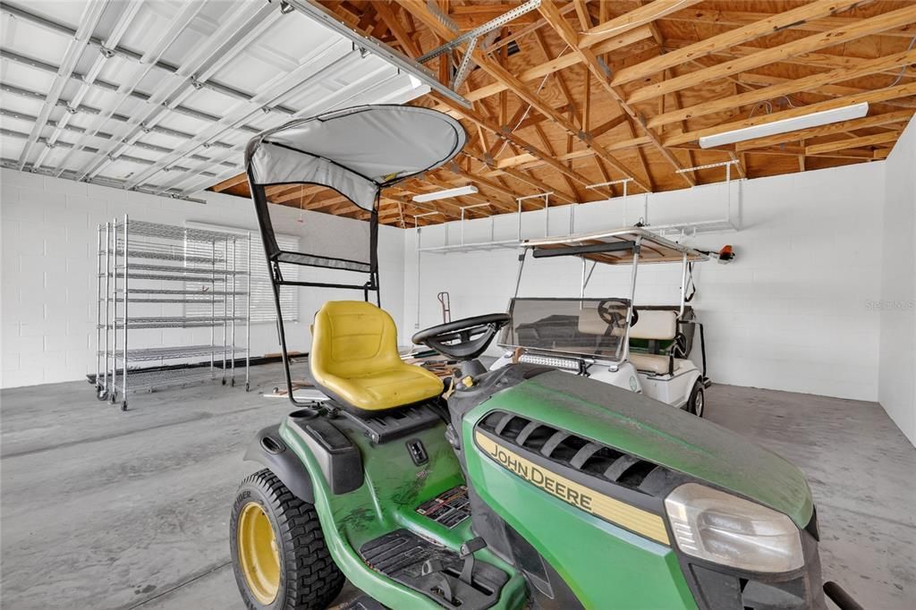 Active With Contract: $885,000 (4 beds, 3 baths, 2412 Square Feet)